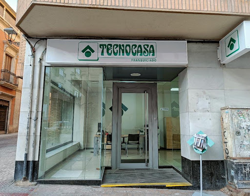 Tecnocasa agencia inmobiliaria